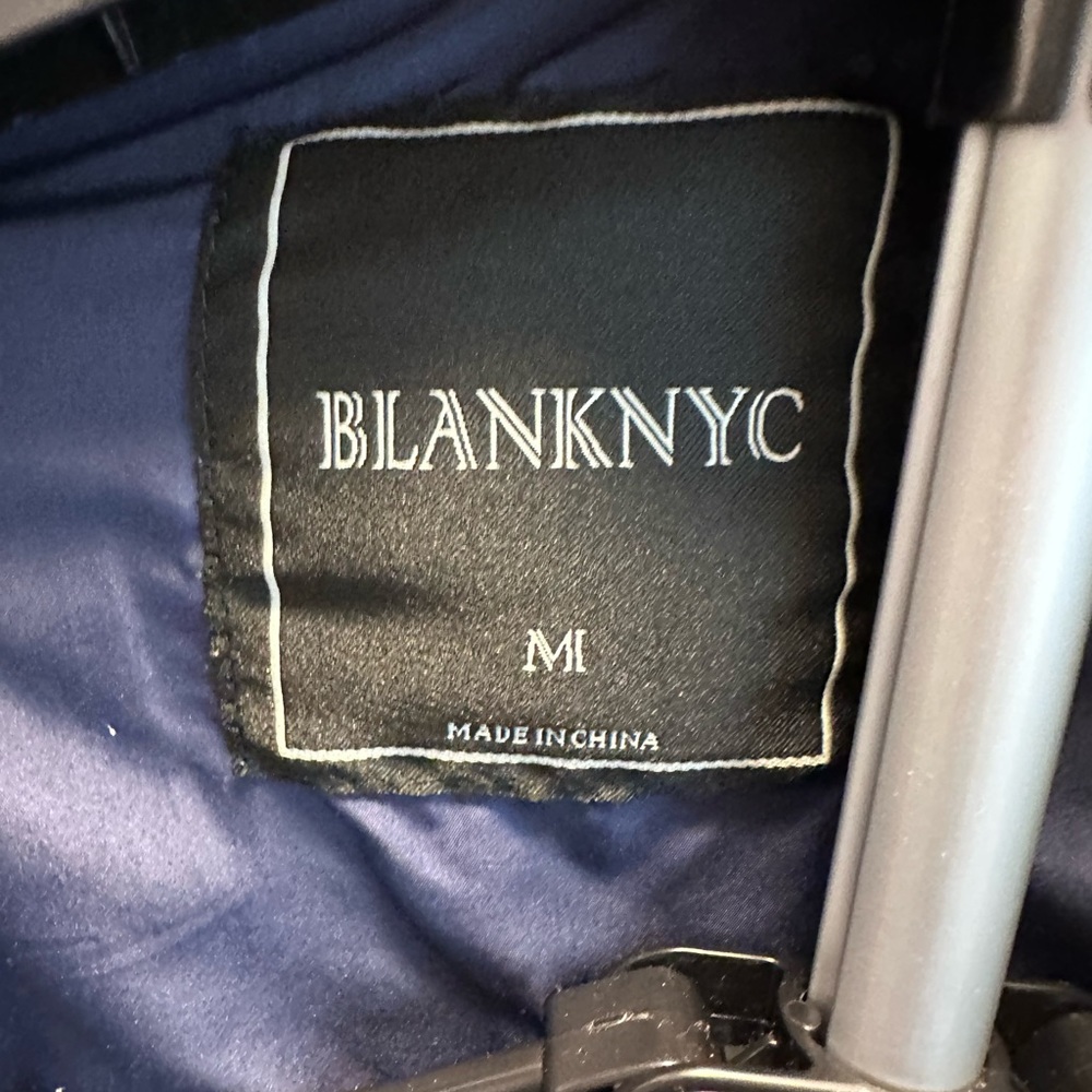 BLANKNYC SHORT JACKET - Picture 3 of 5